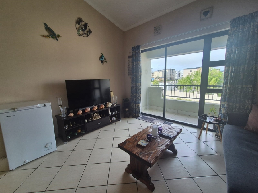To Let 2 Bedroom Property for Rent in Burgundy Estate Western Cape